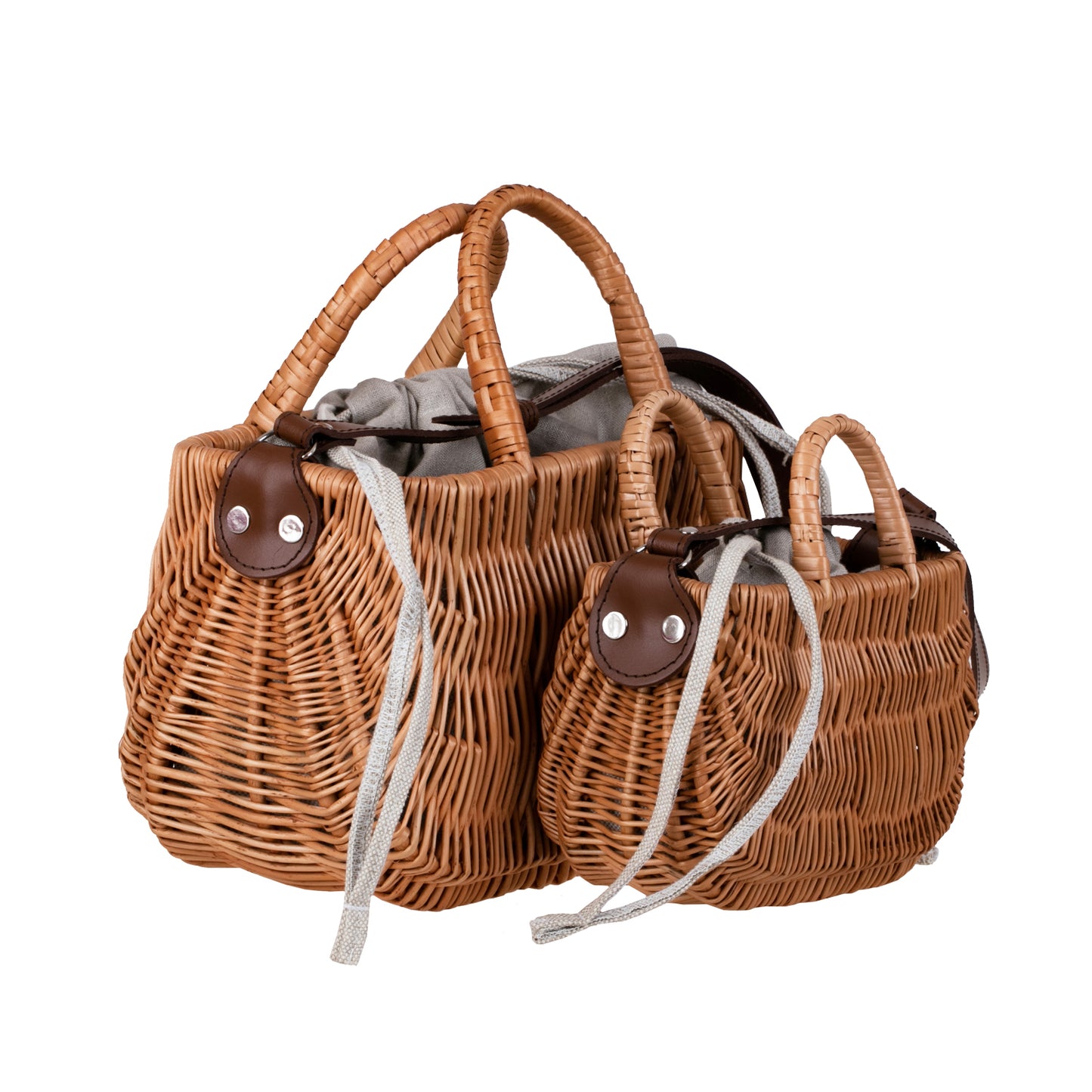 Raja wicker handbag with grey lining and strap