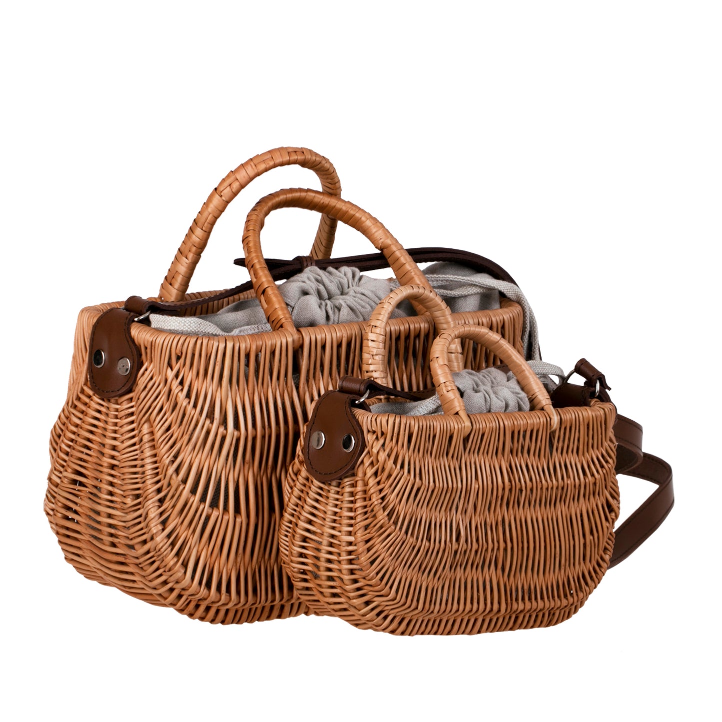 Raja wicker handbag with grey lining and strap