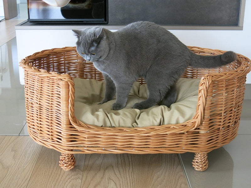 Esoria Rieten honden- en kattenmand met beige kussen