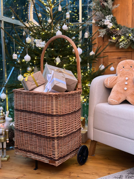 Solette cesto in vimini per caminetto con ruote e manico TheWickerStories