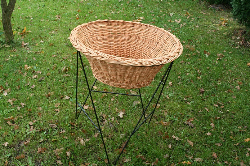 Kirvelia Rieten fruit- en groenterek met metalen frame