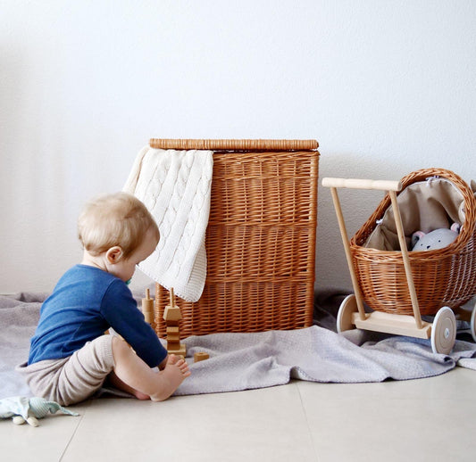 wicker laundry basket with lid