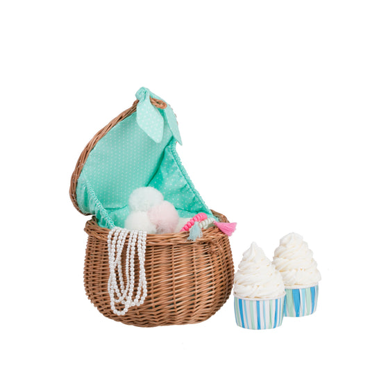 Zethina prútený košíček s mätovou podšívkou, vekom a zapínaním TheWickerStories