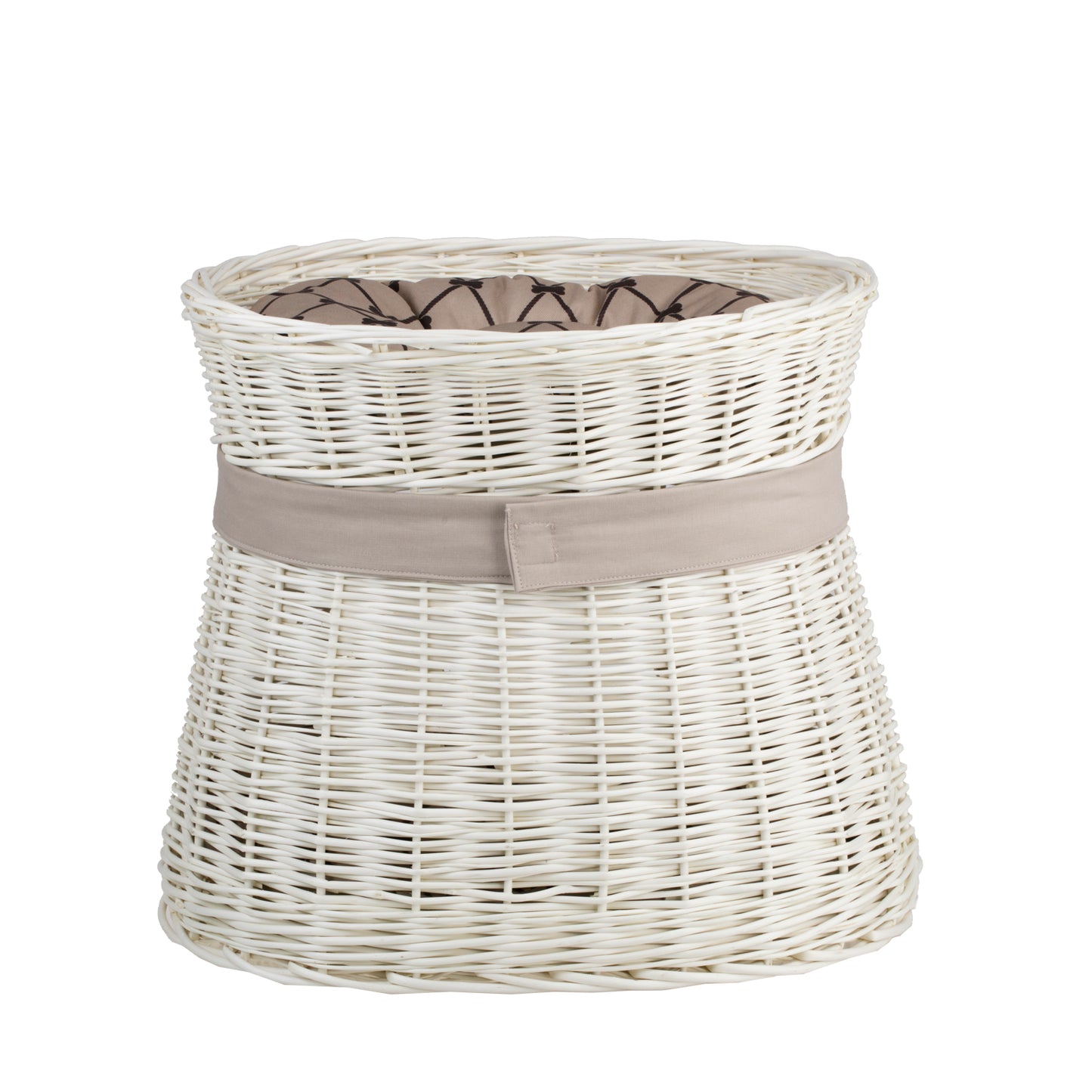 Erif wicker cat house with two levels, beige cushions and a bow TheWickerStories