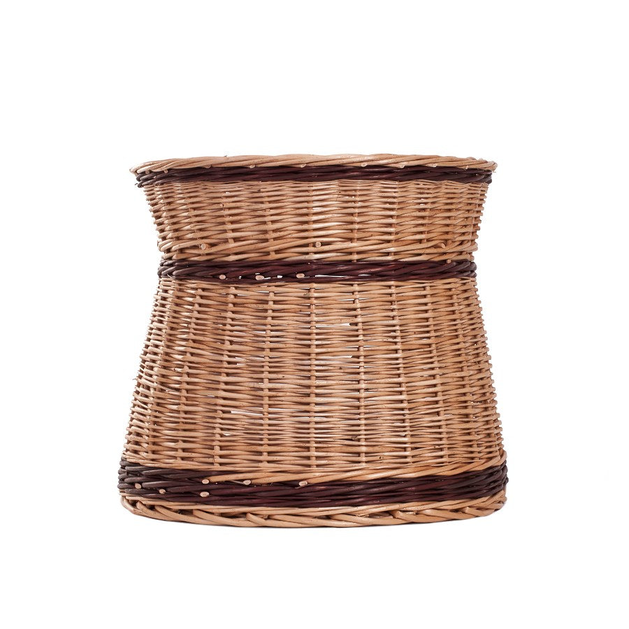 Eralis wicker house for cats and small dogs, two-tier with a top sleeping platform TheWickerStories