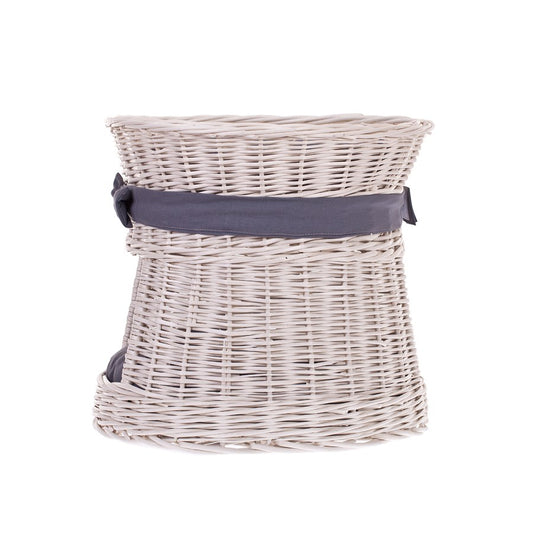casinha para gato em vime com almofadas e laço — cama artesanal e aconchegante