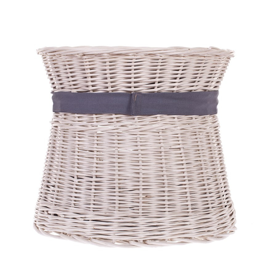 Eralis fonott macskaház párnákkal és masnival — kényelmes, kézzel készült kisállatfészek TheWickerStories