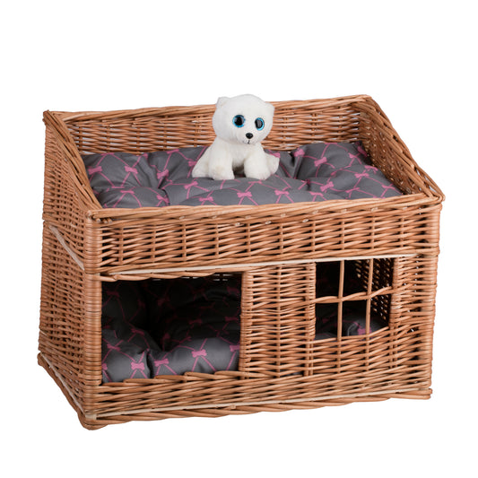 Estrella wicker cat house with two cushions TheWickerStories