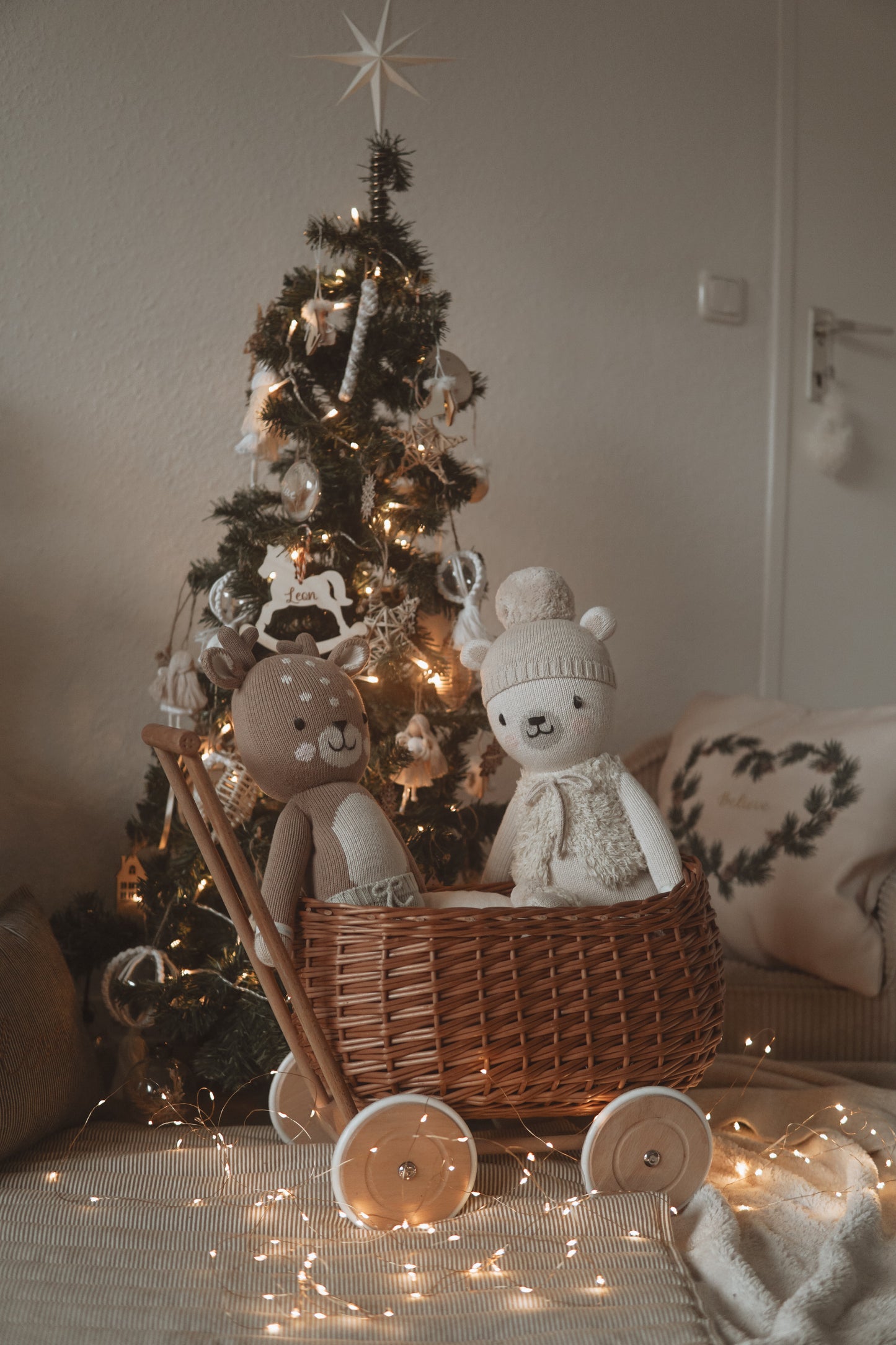 Luke chariot pousseur en osier avec doublure beige