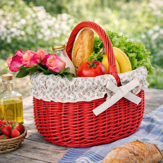 ostosäilytyskori punotulla kahvalla ja valkoisella reunuksella