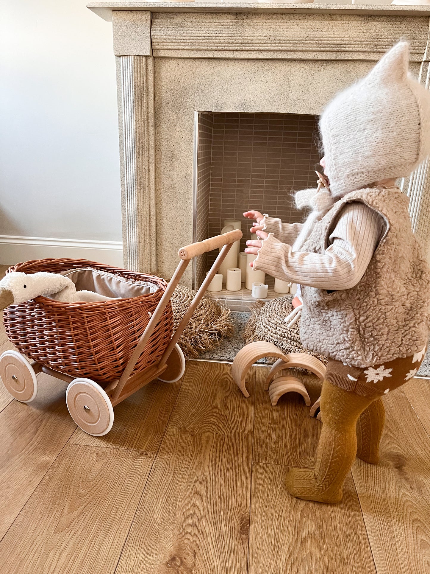 Luke chariot pousseur en osier avec doublure beige
