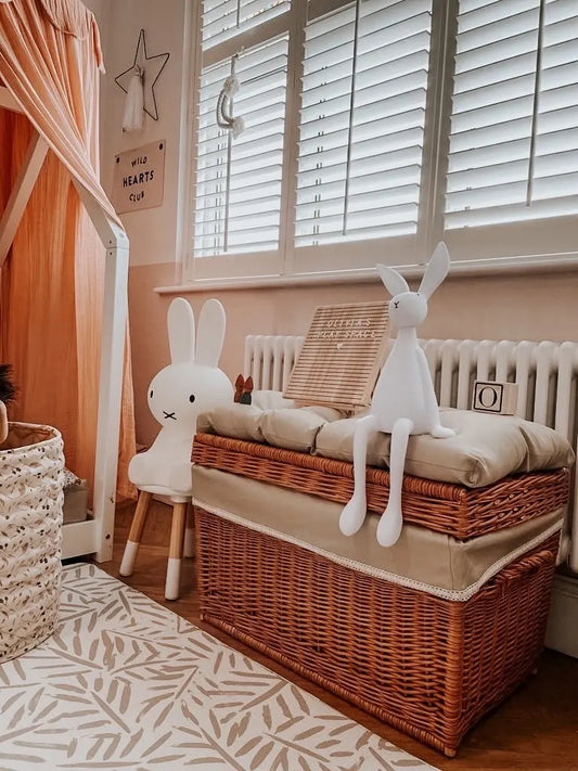 How to Use Wicker Baskets in Your Wardrobe - 5 Practical Ideas