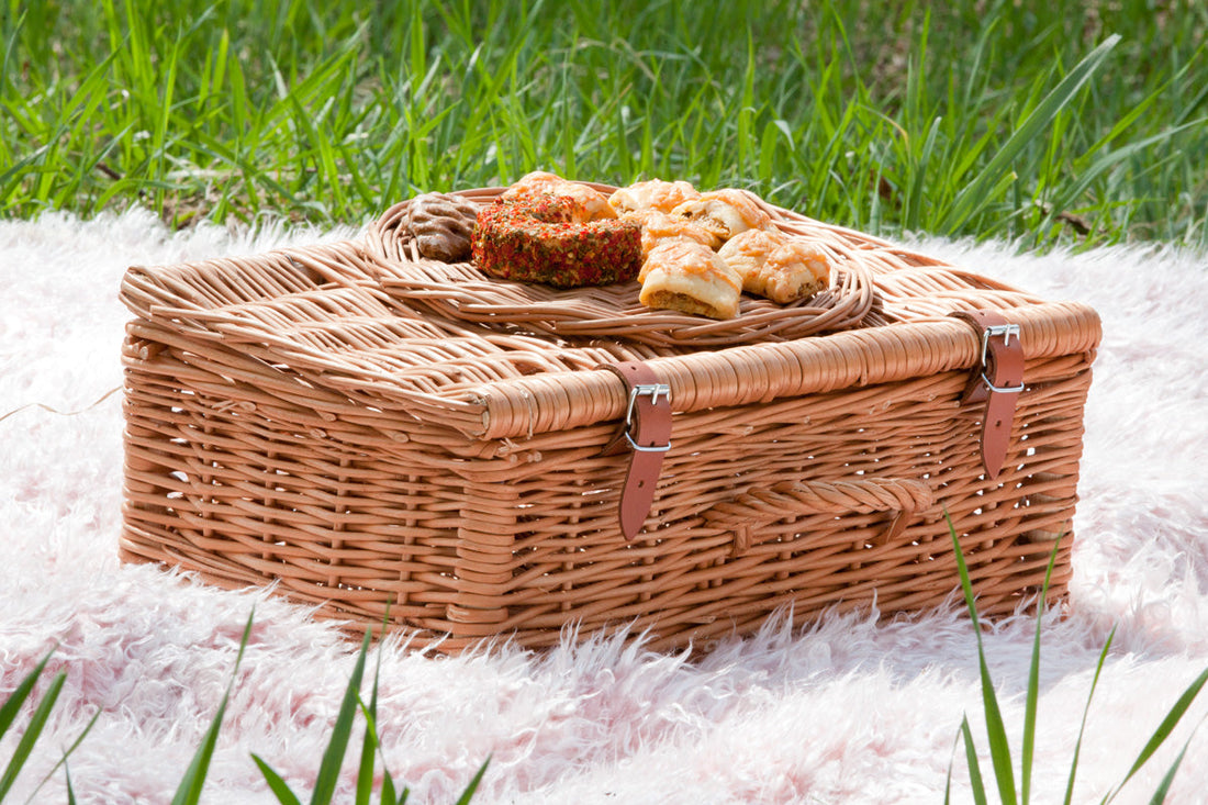 Spring at Home - Time for Natural Wicker Decorations
