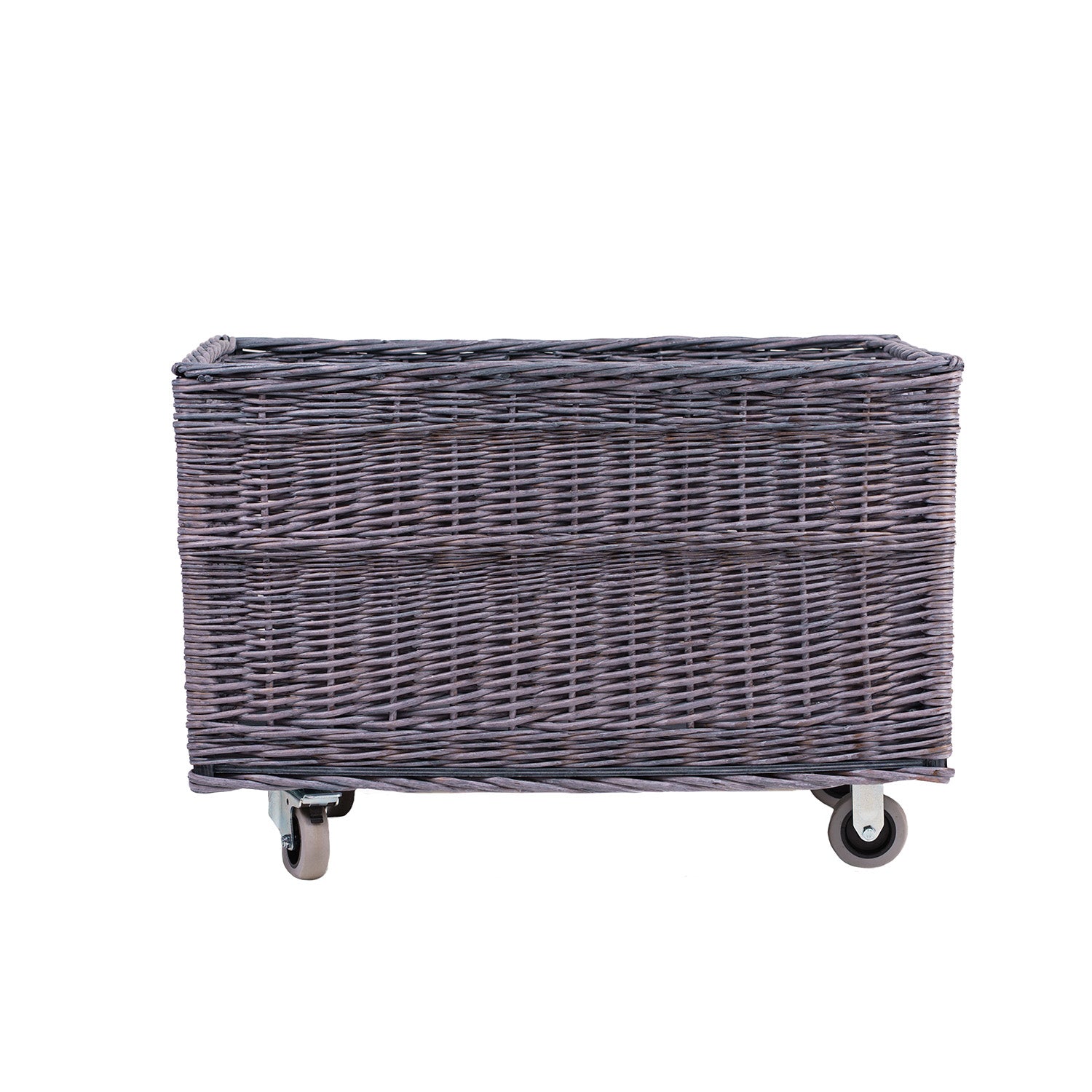 rieten mand voor het opbergen van speelgoed in huis