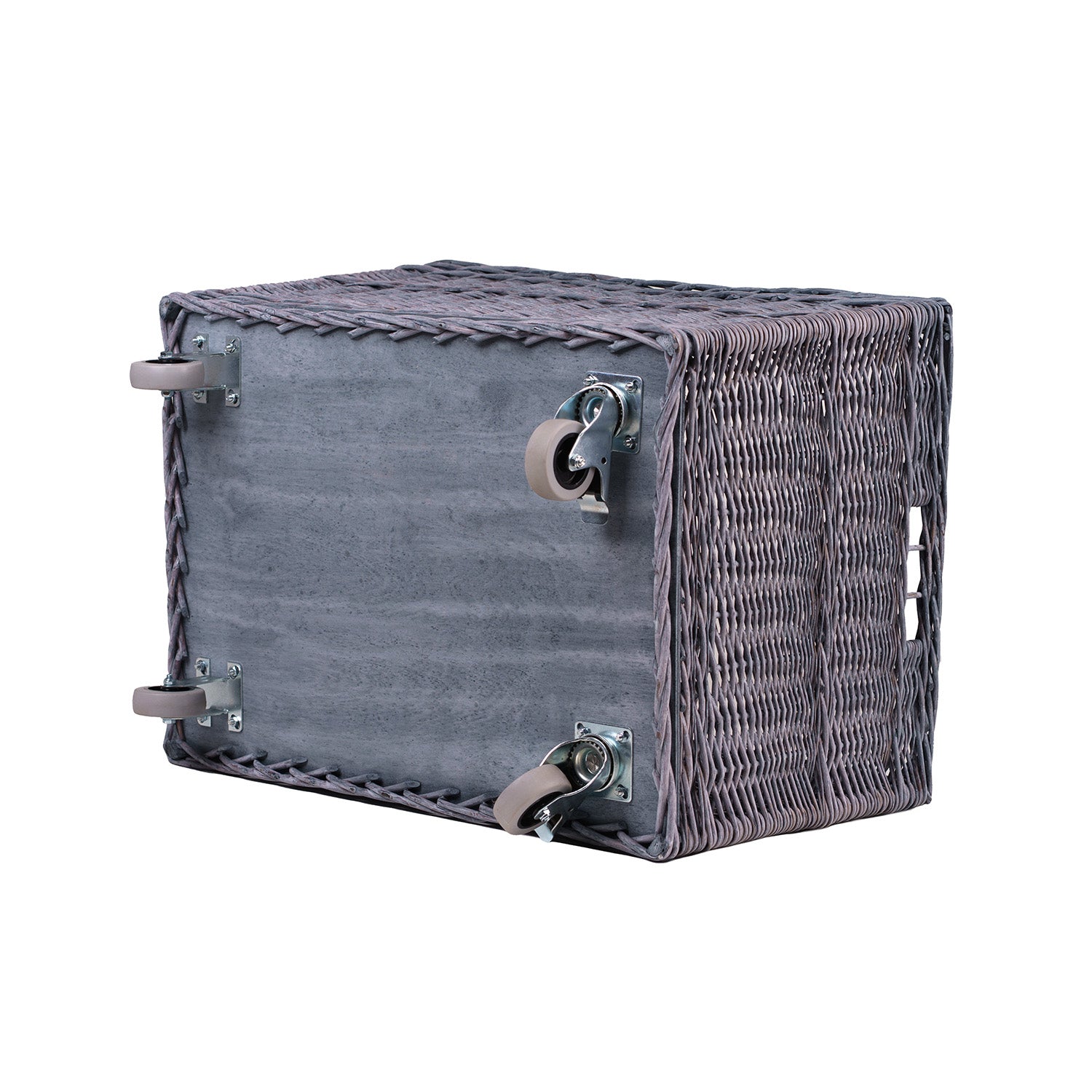 rieten mand voor het opbergen van speelgoed in huis