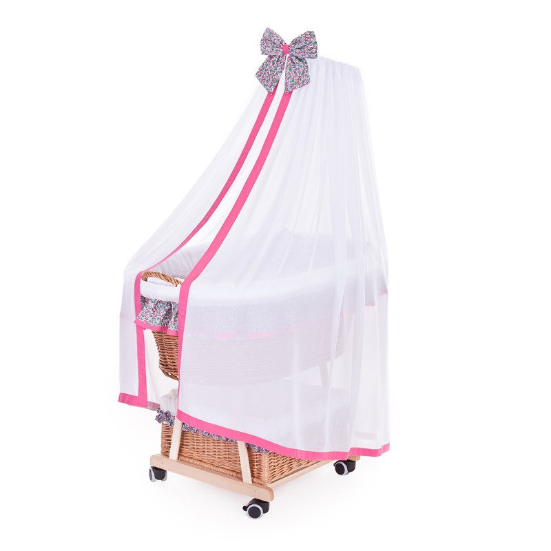 Papilio Rieten kinderwagen met roze bies, baldakijn, kussen en dekentje