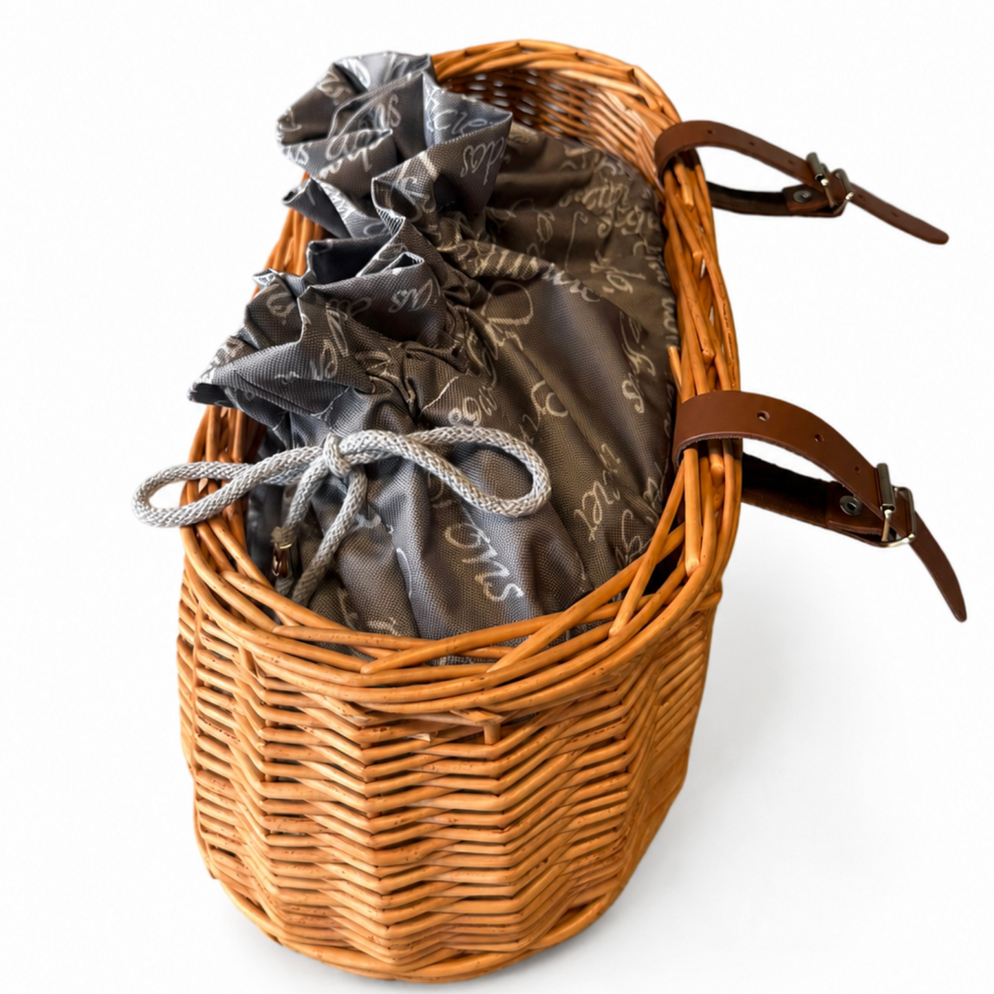Marone cesta de mimbre para bicicleta con ribete gris, bolsa desmontable y correas de cuero TheWickerStories