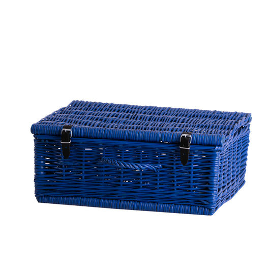 Viviana wicker suitcase with handle and clasp