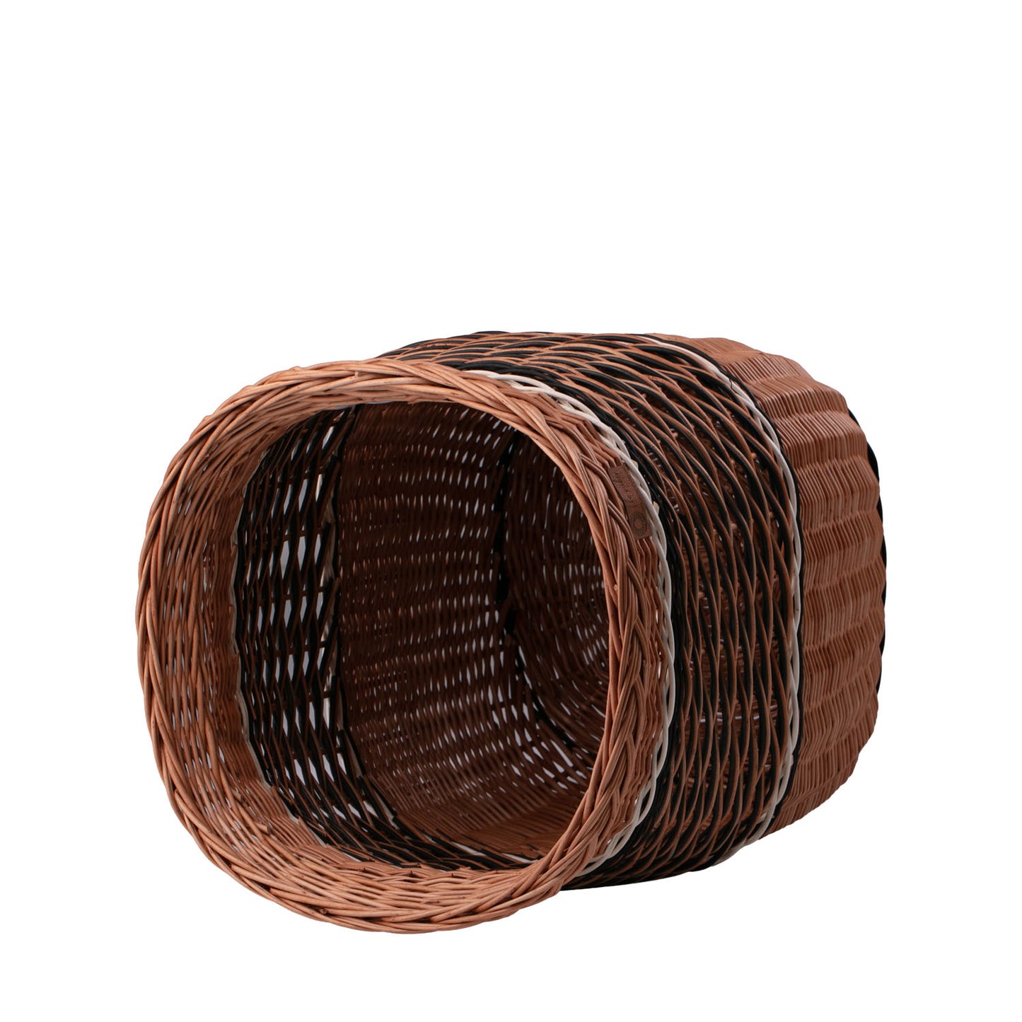 Milar wicker laundry basket with lid, handwoven TheWickerStories