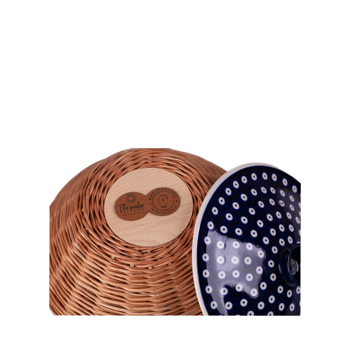 Manufaktura w Bolesławcu round wicker bread box, bread basket, baked goods basket with ceramic lid and fabric trim TheWickerStories