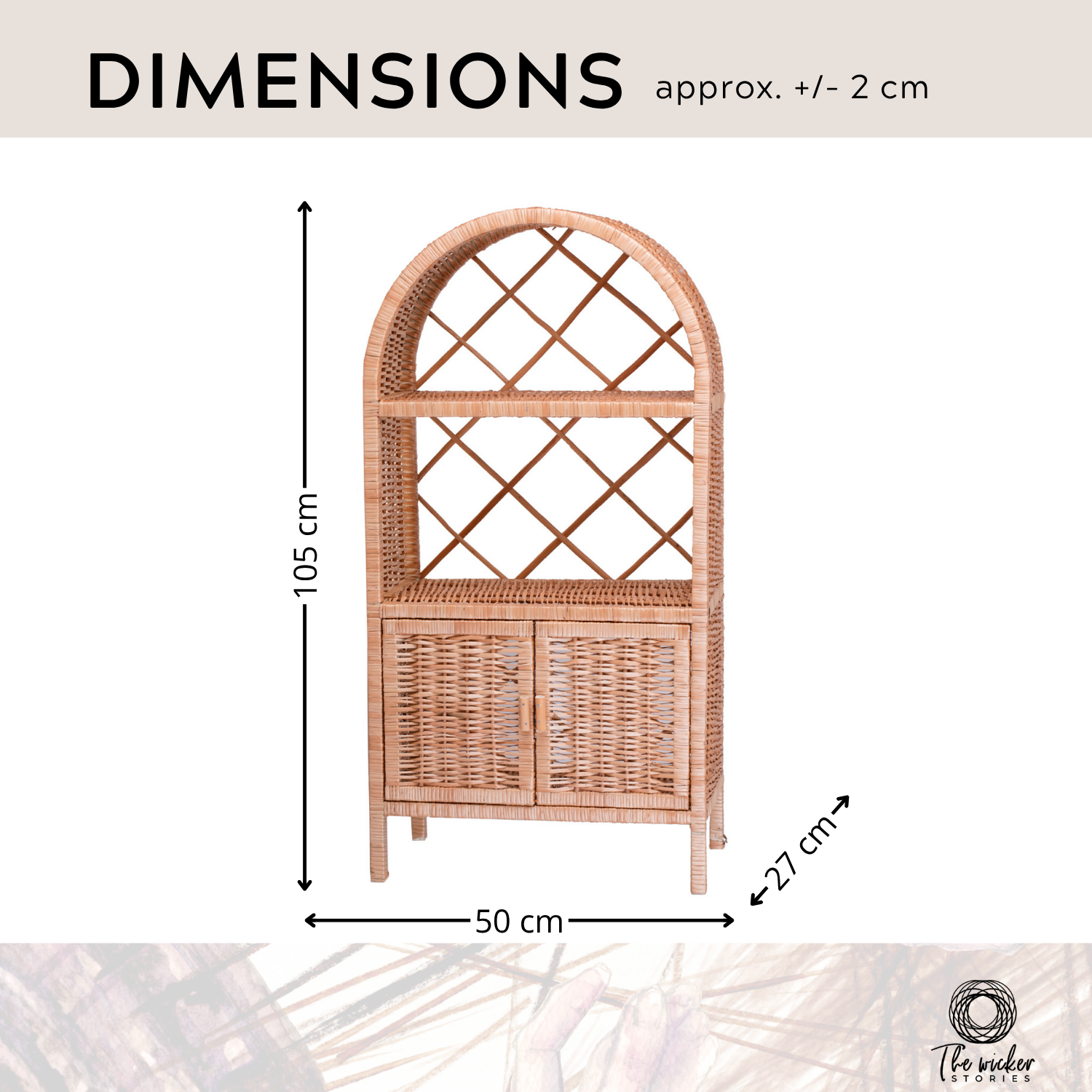 Weidenschrank mit Regalböden und Türen