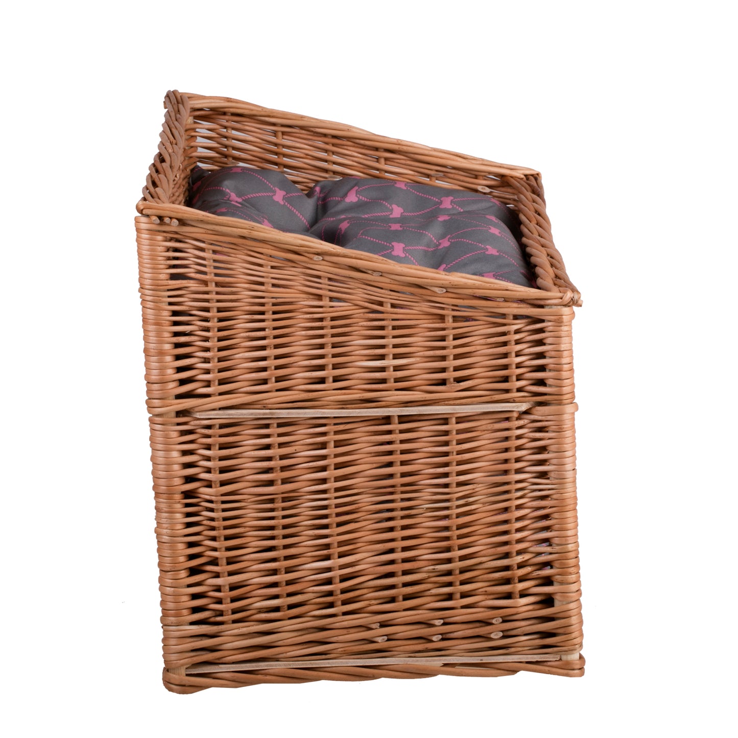 Estrella wicker cat house with two cushions
