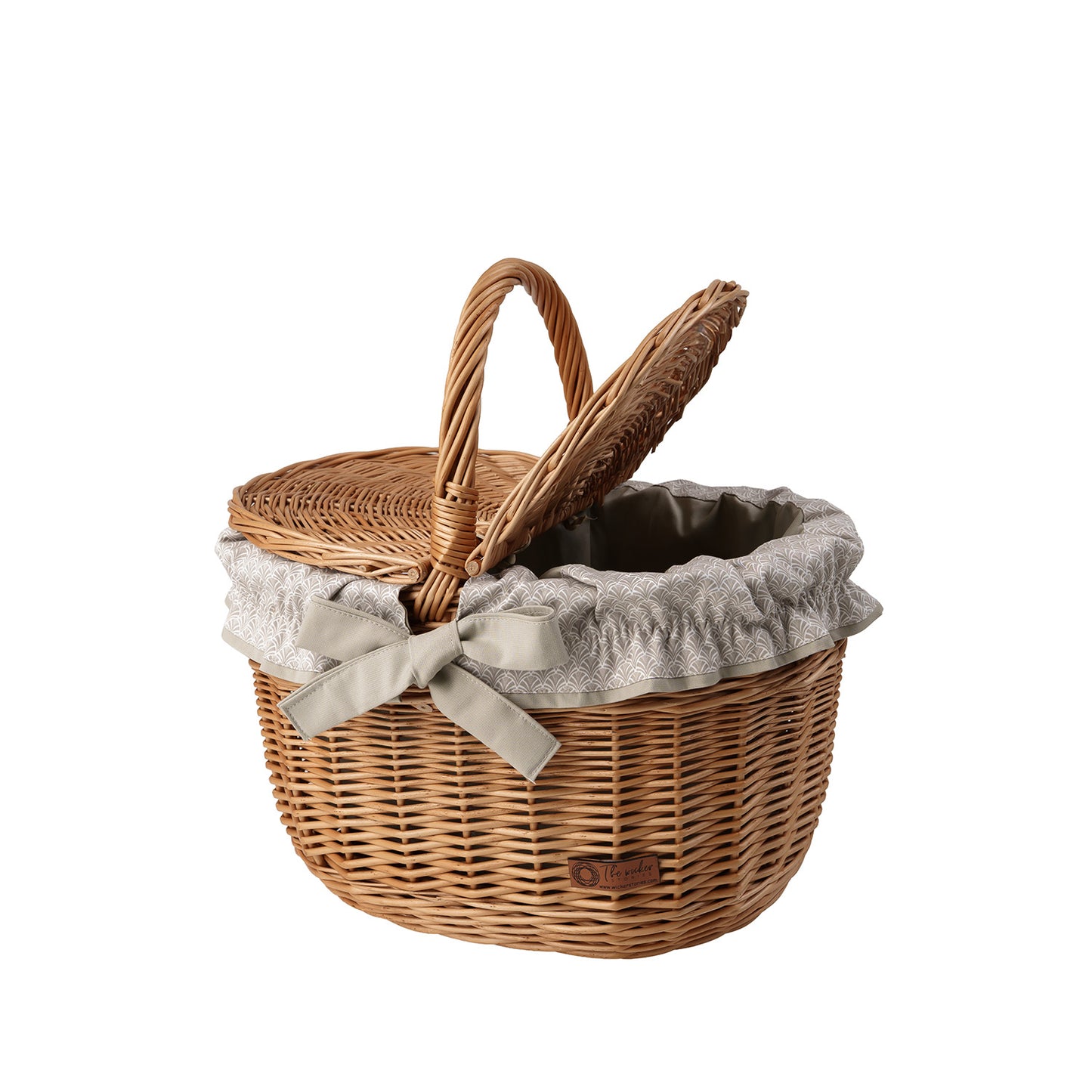 Kastalia wicker picnic basket with beige trim, with lid and handle TheWickerStories