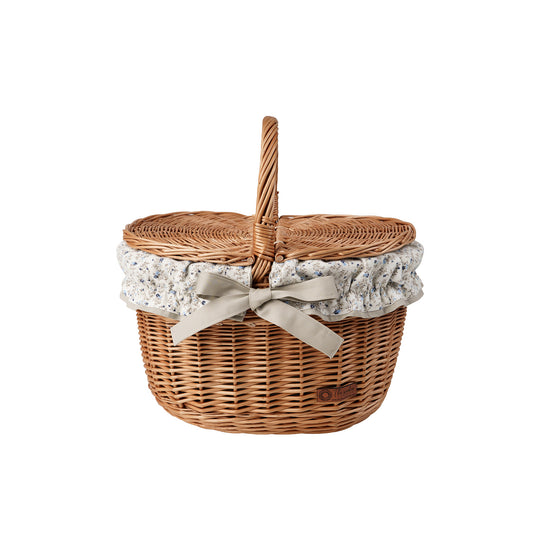 wicker picnic basket with beige trim, with lid and handle