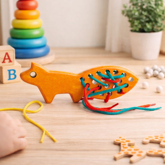 renard en bois - jouet pour enfants à lacer