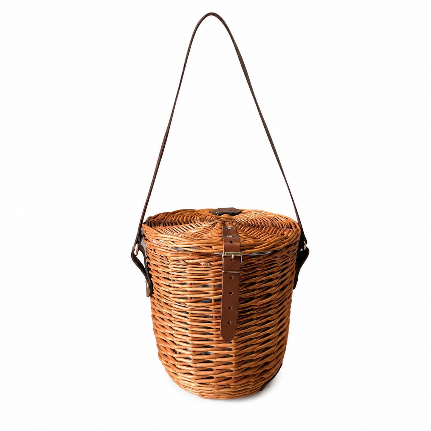 Rivora wicker shoulder basket with fabric lining, lid, and leather strap TheWickerStories